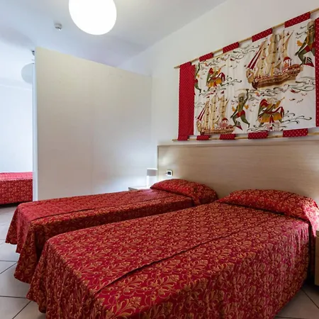 Apartamento Flat Featuring A Large Sun-filled Terrace Bibione