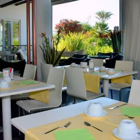 Apartamento Flat Featuring A Large Sun-filled Terrace *