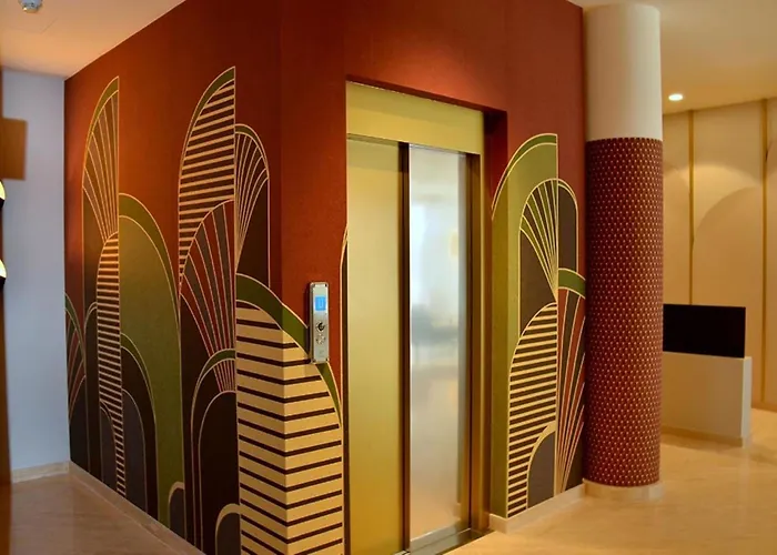 Lejlighed Flat Featuring A Large Sun-filled Terrace